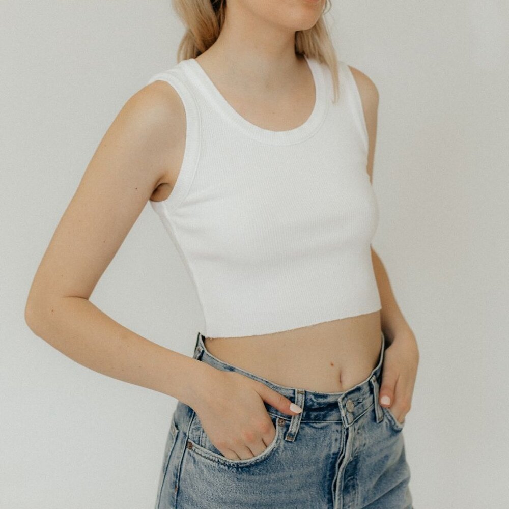 AGOLDE Cropped Poppy Tank in White